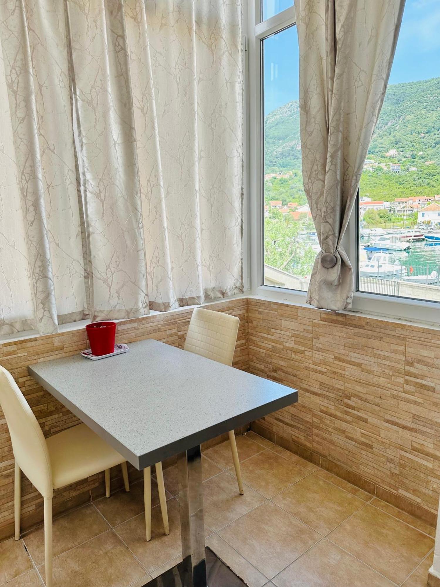 Villa Nela Tivat Kültér fotó